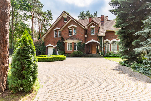 Best Driveway Paving Near Me  in Edgewood, WA